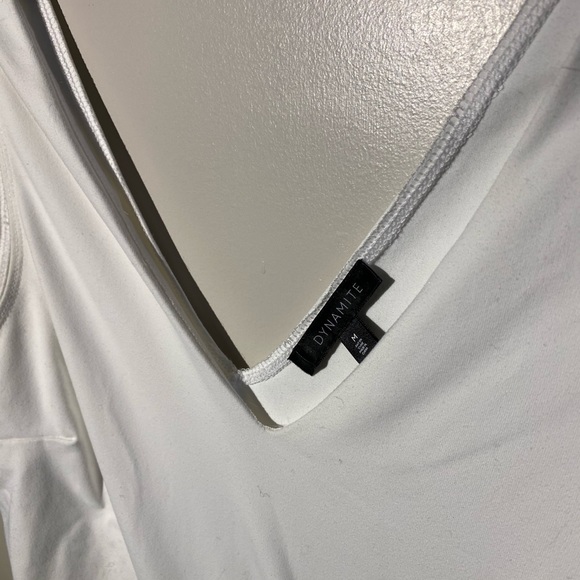 Dynamite Mint Condition White V Neck Bodysuit - Picture 2 of 2